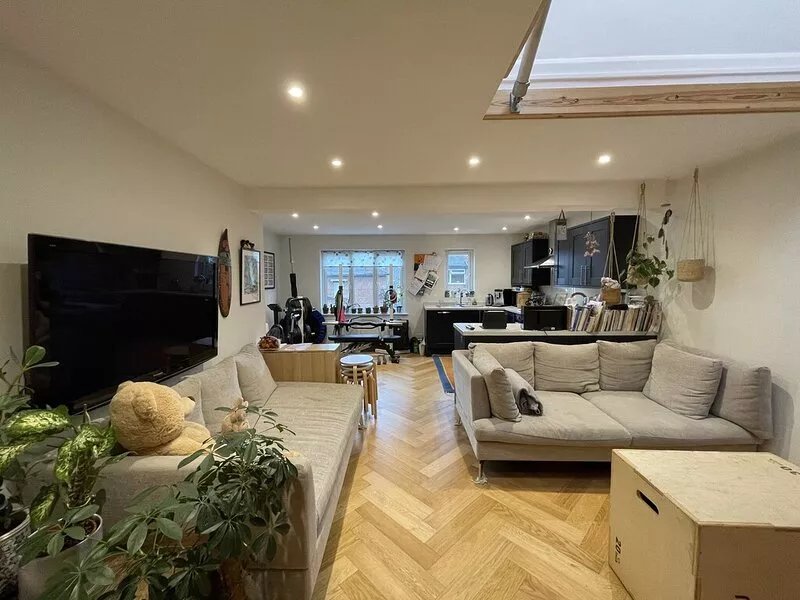 Open plan, homely living space with Climbing Wall