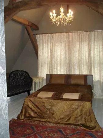 De Beek Anno 1410 Hotel