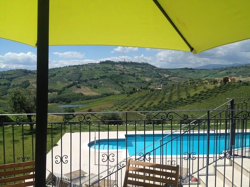 Luxurious house: swimming pool-sea-mountains in lovely Abruzzo PROMO september