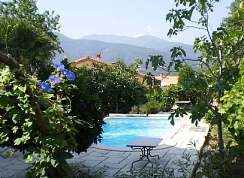 4 bedroom Villa With Large Private Pool In Spacious Garden And Mountain Views