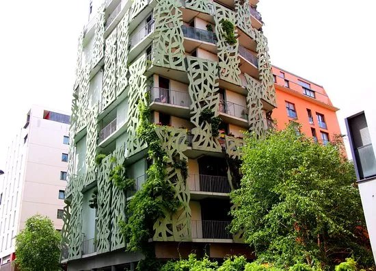 L’immeuble vegetal de la rue Helene Brion