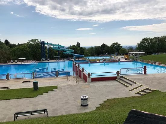 Open-air Swimming Pools