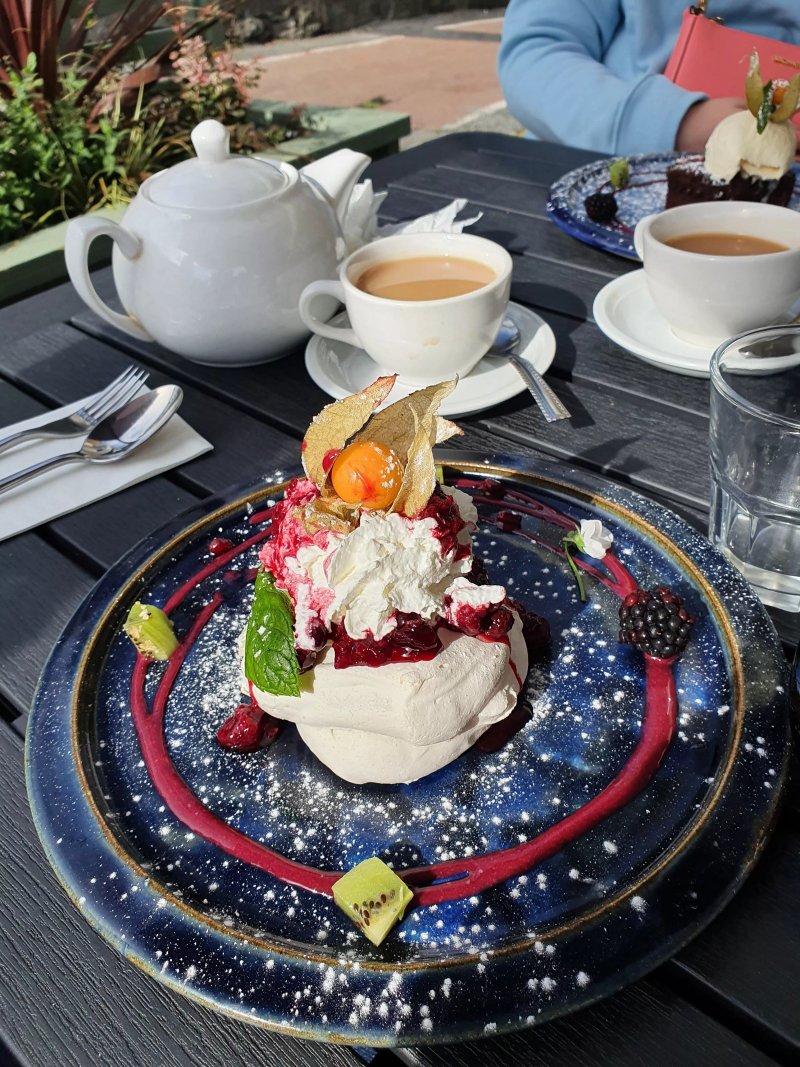 Strong's Cafe & Bistro