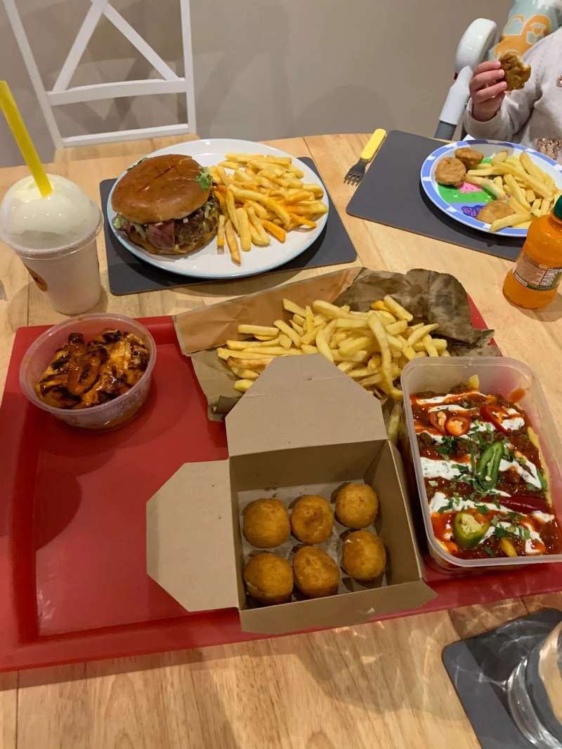 The Grill Kitchen (tgk)