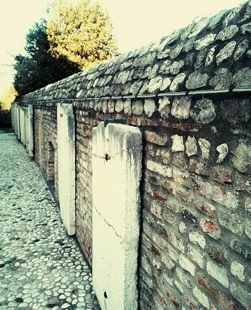 Antiche mura della cinta di Pordenone