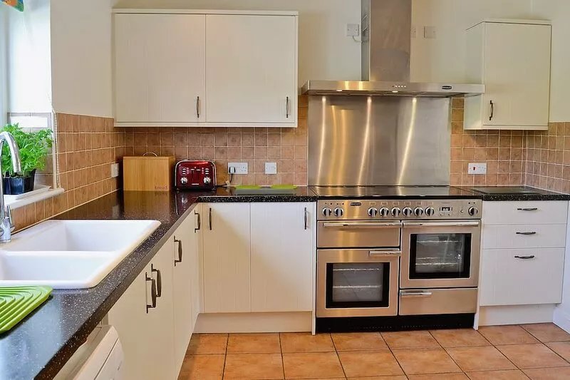 4 bedroom accommodation in Bothenhampton, near Bridport