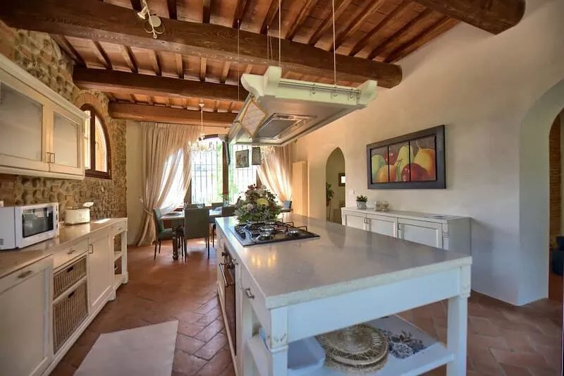 Villa Nora - Holiday Villa Rental with swimming pool near Florence