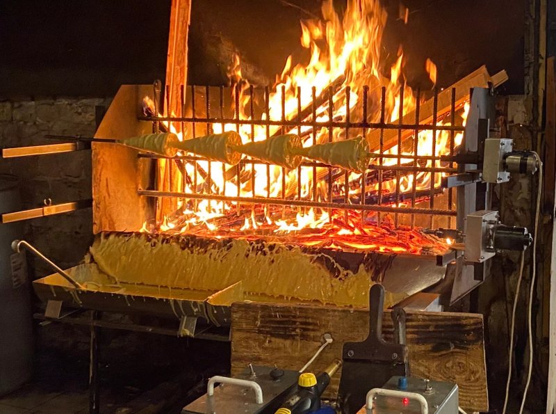 Maison Alibert, le Gateau a la Broche
