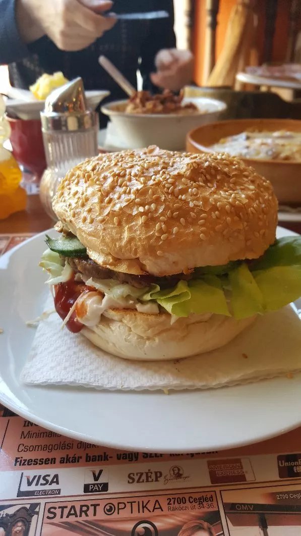 Arizona Pizzeria-Hamburgeria