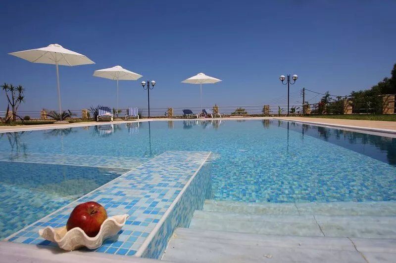 KNOSSOS ESTATE, VILLA ARIADNI, Lux villa, panoramic sea view, gardens and pool