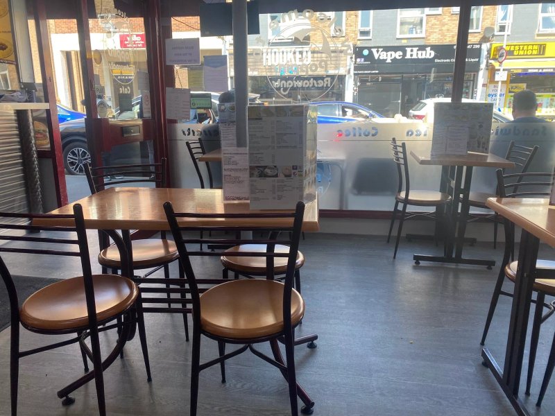 Poppins Restaurant Yiewsley
