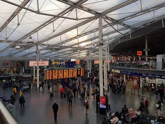 Manchester Piccadilly Station