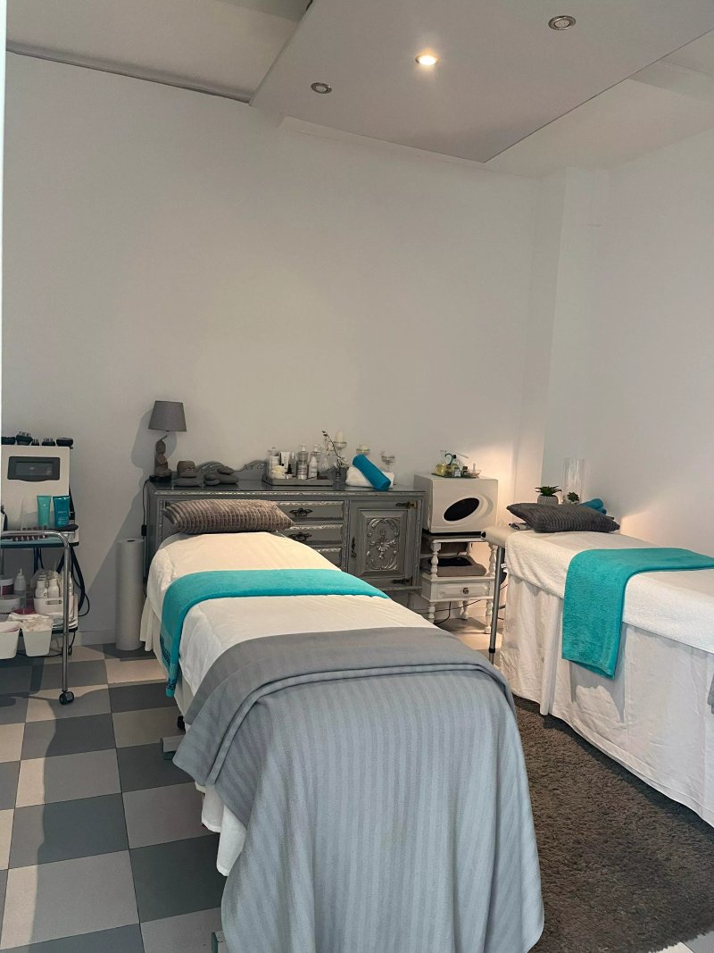 Essence Day Spa