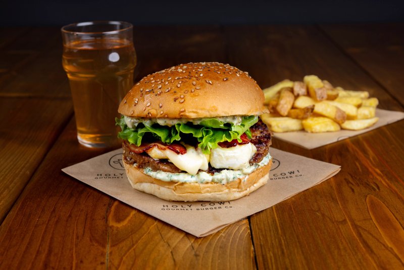 Holy Cow! Gourmet Burger Co. ZURICH LOWENSTRASSE