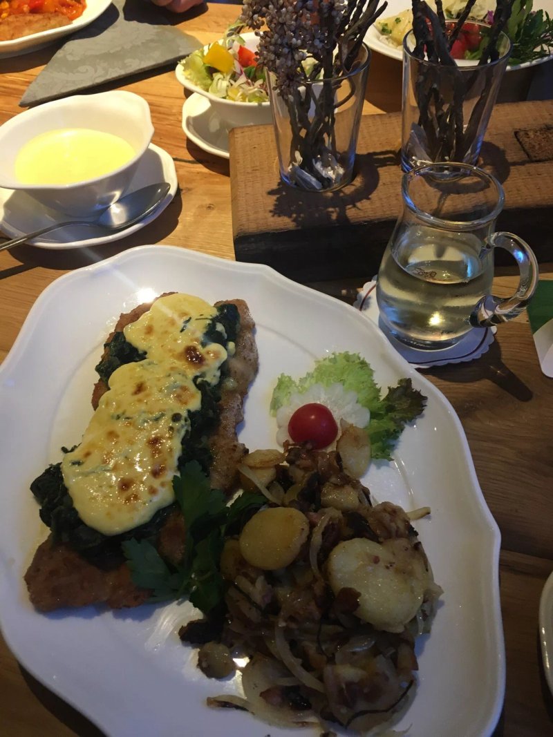 Gasthaus Weiss