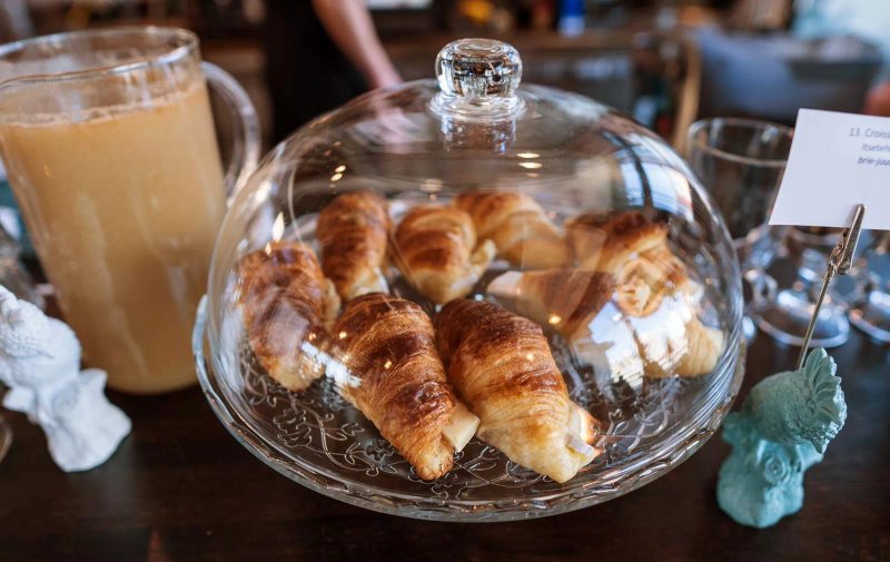 Villina Cafe & Bar
