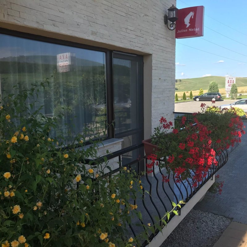 Hotel Axa Travel