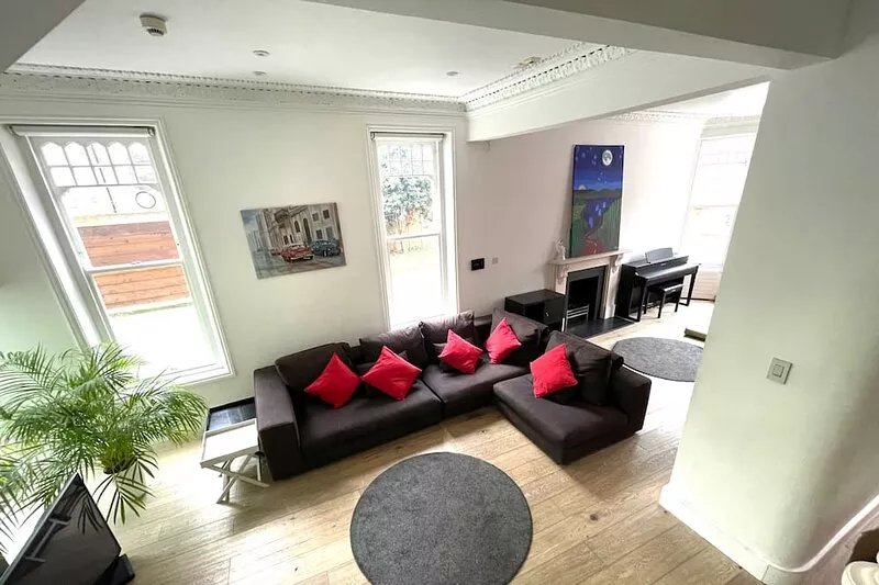 AMAZING Victorian Home- Heart of Highbury London