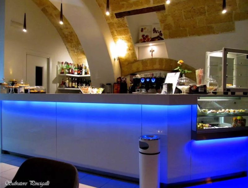 Moda Lounge Cafe