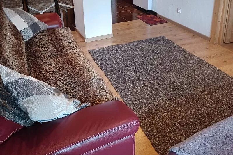 Modern Family Apartment -  FREE WIFI/ PARKING