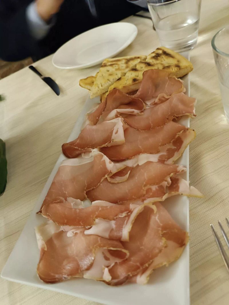 Le Cisterne Pizza & Restaurant