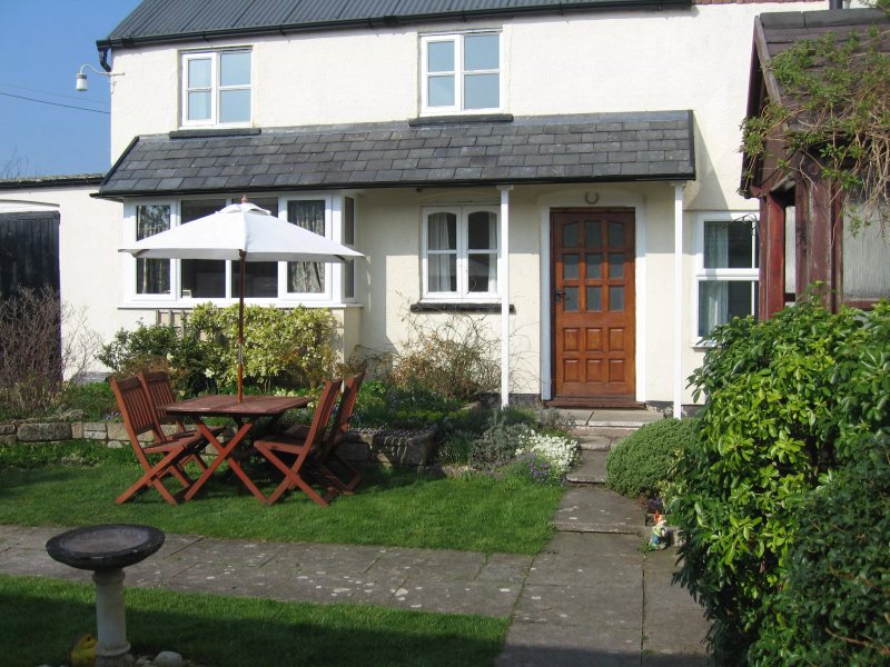 Woodville Dog Friendly Cottage and Bed & Breakfast