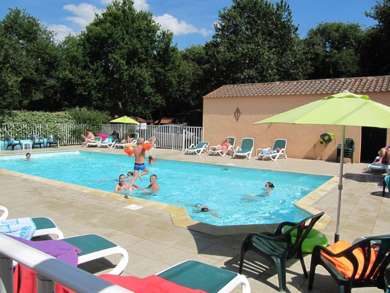 Camping Le Hameau du Lac