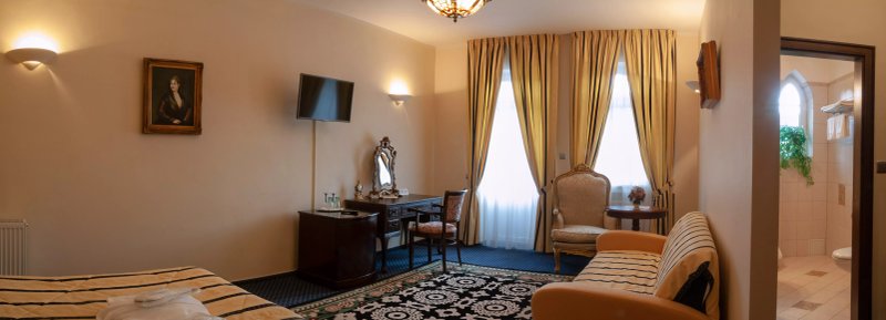 Vetrov Castle Hotel