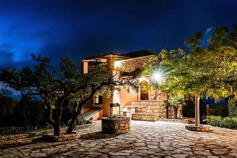 Fyllosia Villa: Your Serene Retreat Close to Knossos Palace