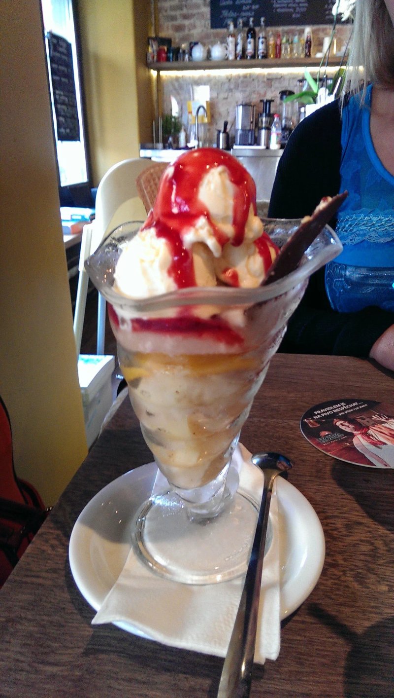 Kavka Cafe
