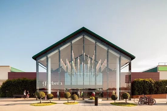 Centro Comercial Garbera