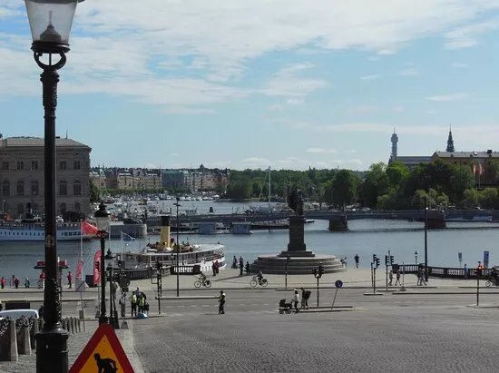 Skeppsbrokajen Promenade