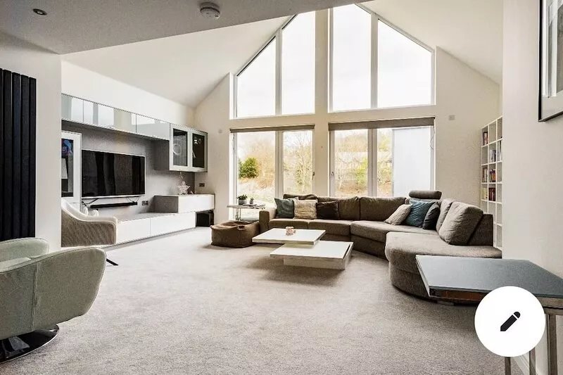 Luxury stay with hot tub in North East Scotland! Games room & outdoor fire pit!