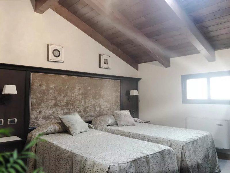 Le Corti