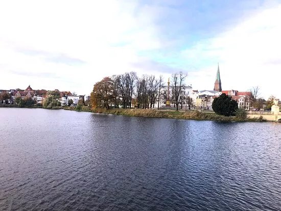 First Date Public Quiz Schwerin Altstadt und Schloss