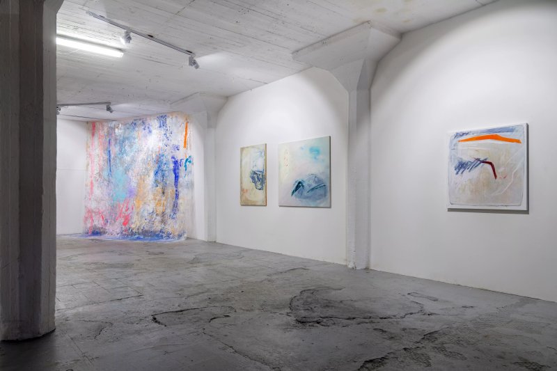 Pragovka Gallery / The White Room