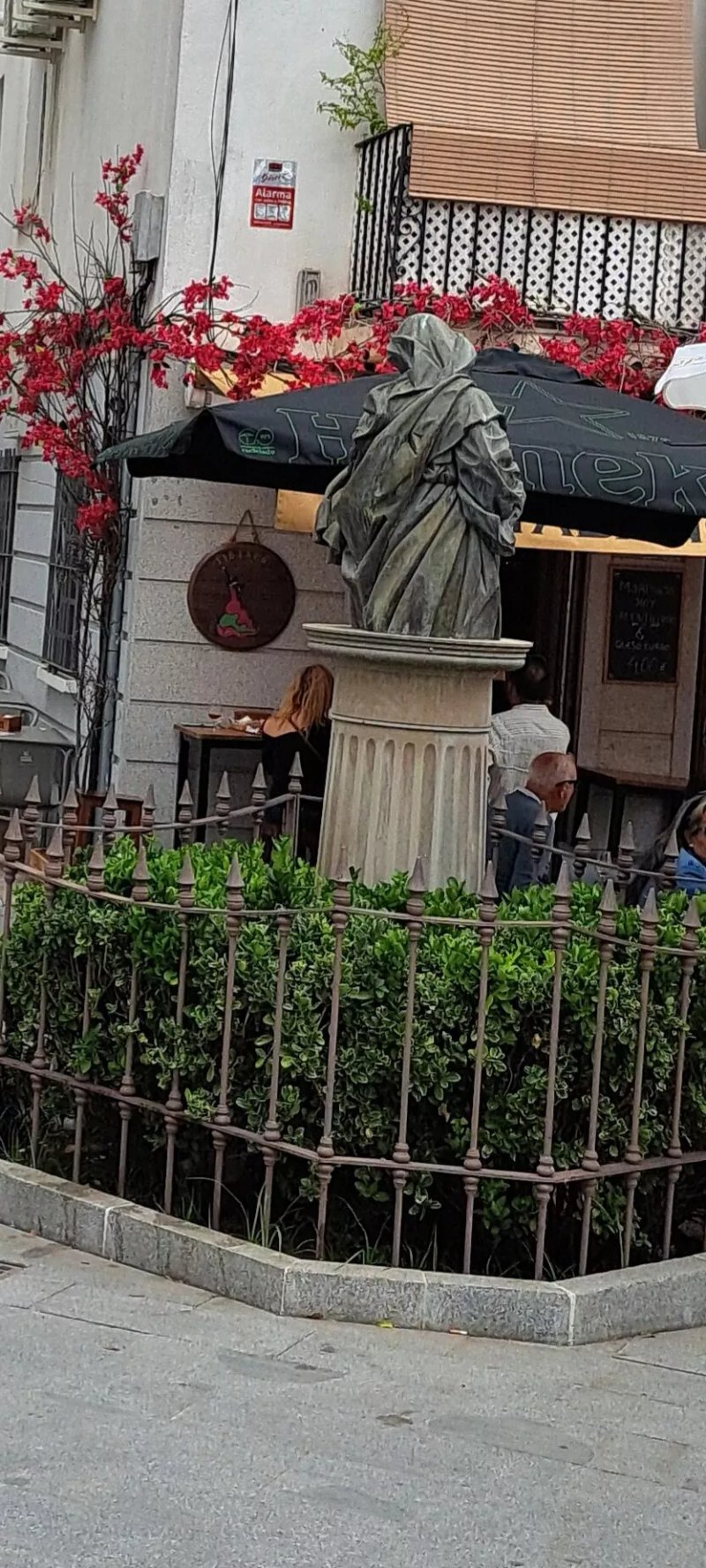 Monumento a Sor Maria Antonia de Jesus Tirado