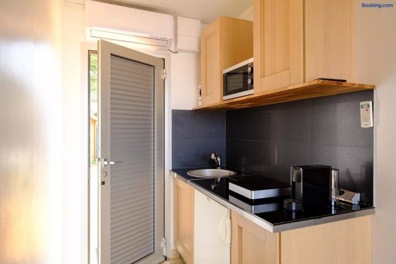 Studio Climatise Ile Naturiste du Levant