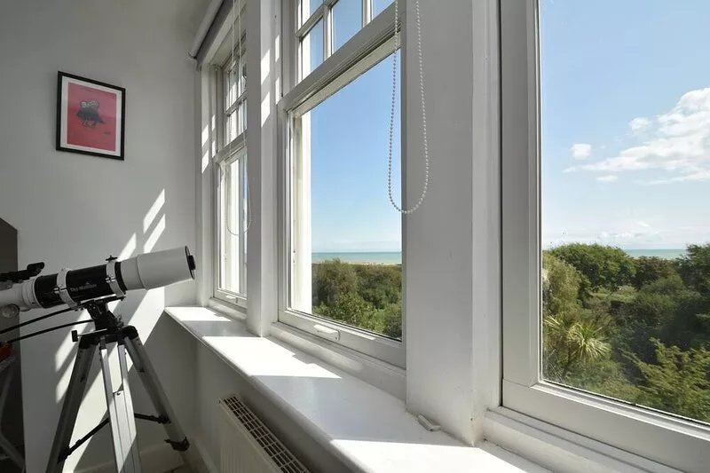 Coastguard's Cottage, Sleeps 6 + 1 dog - Pett Level, near Rye, East Sussex