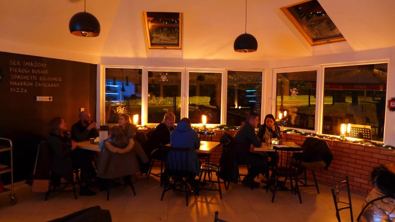 Vis a Vis Cafe & Restaurant
