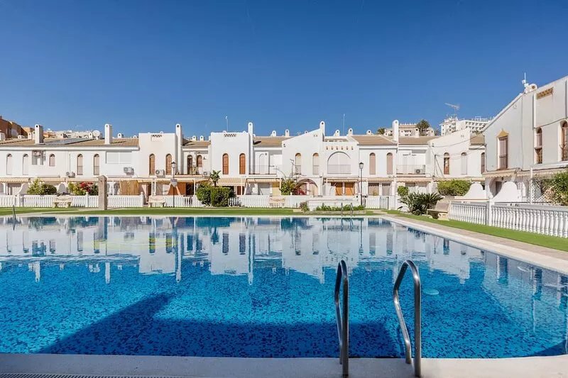 Villa '53 Luz Bahia' with Shared Pool, Garden and Wi-Fi