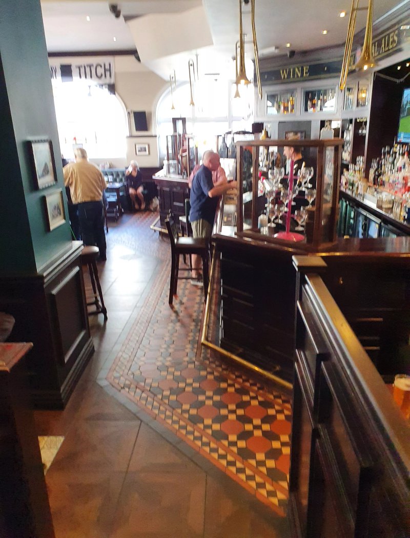The Metropole Pub