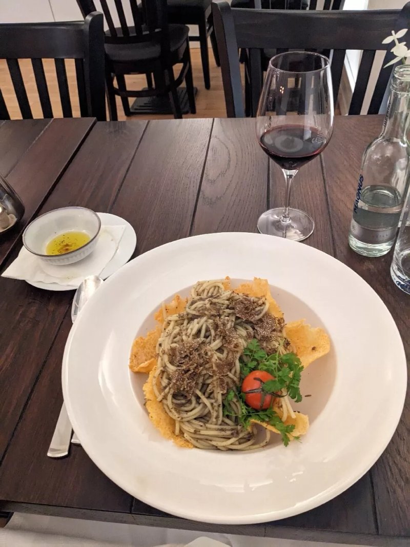 Carino Vegetarisches Restaurant & Weinbar
