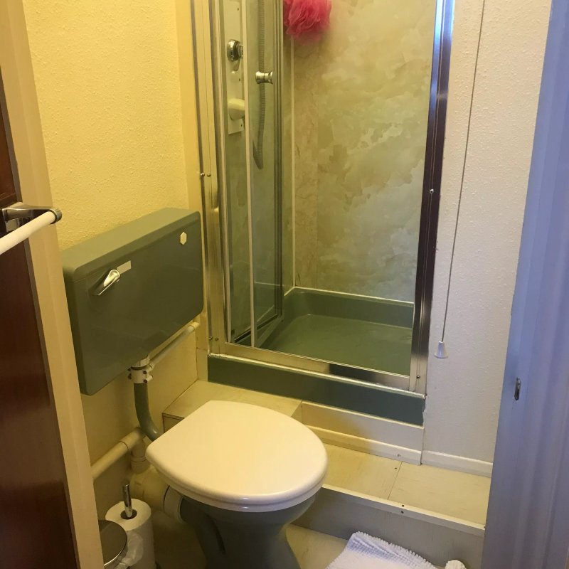 Elnor Guest House