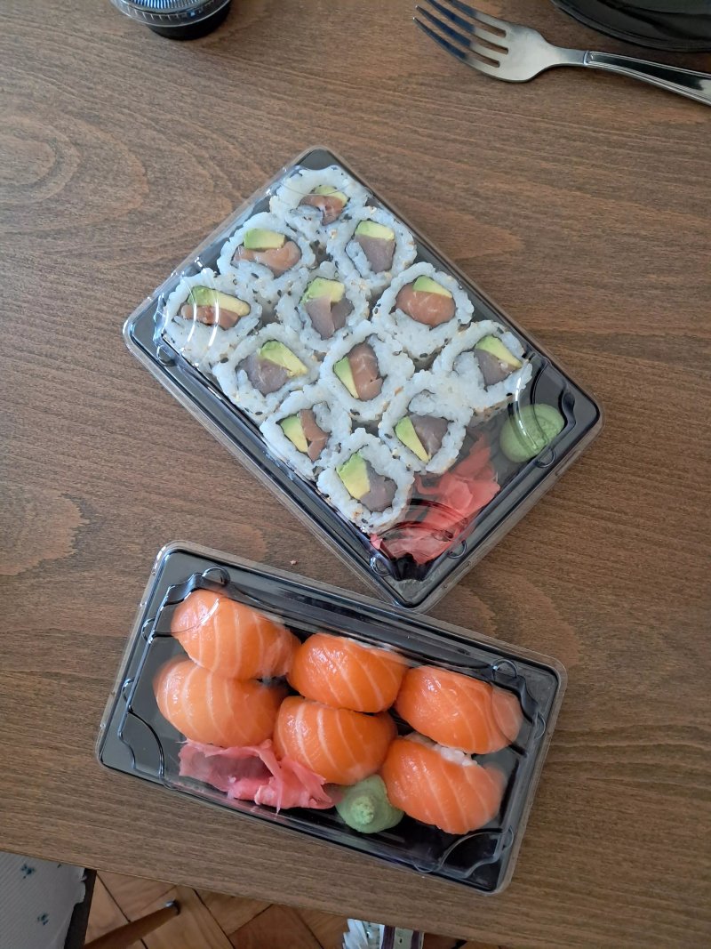 Akami Sushi