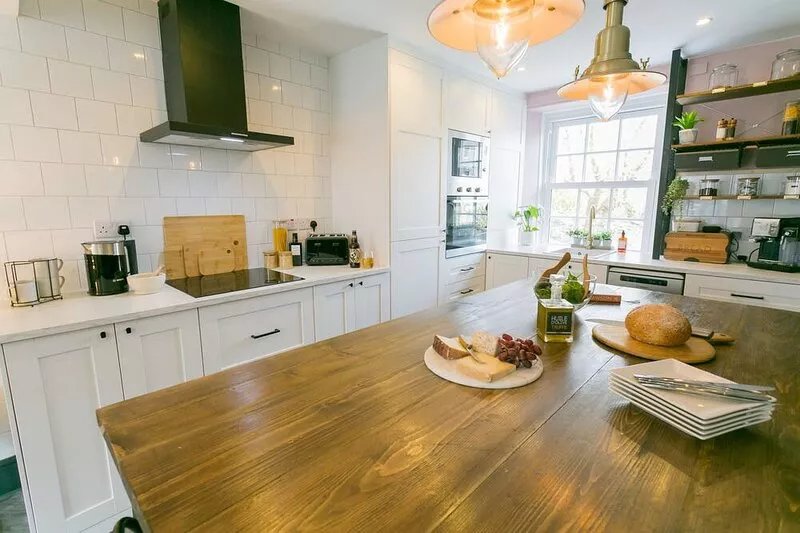 3 Greenfield Terrace -  a near a pub that sleeps 6 guests  in 3 bedrooms