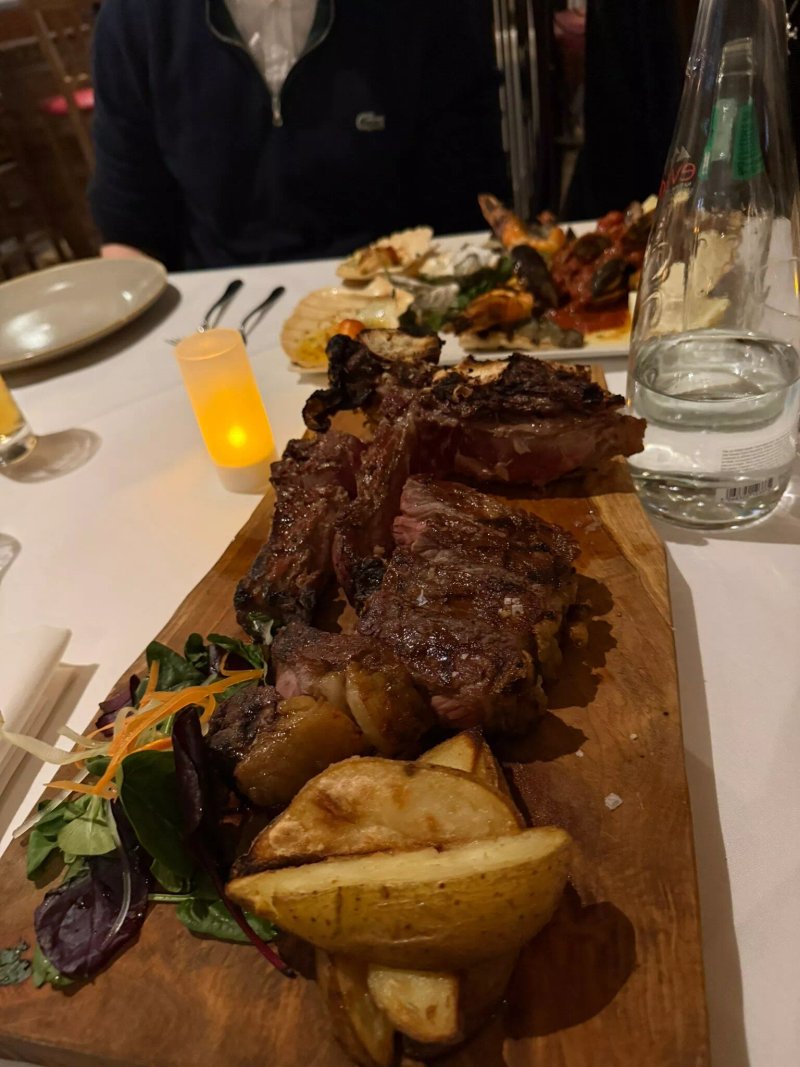Osteria Toscana, Leatherhead