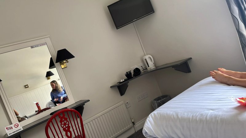 Skelley's B & B