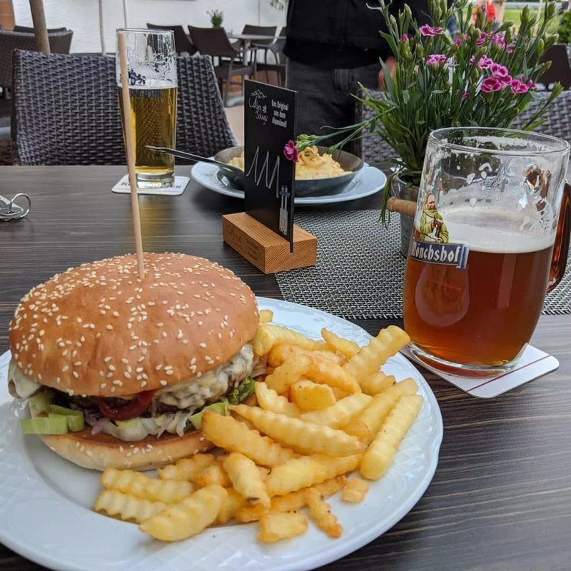 Hotel Gaststatte Weinbrucke