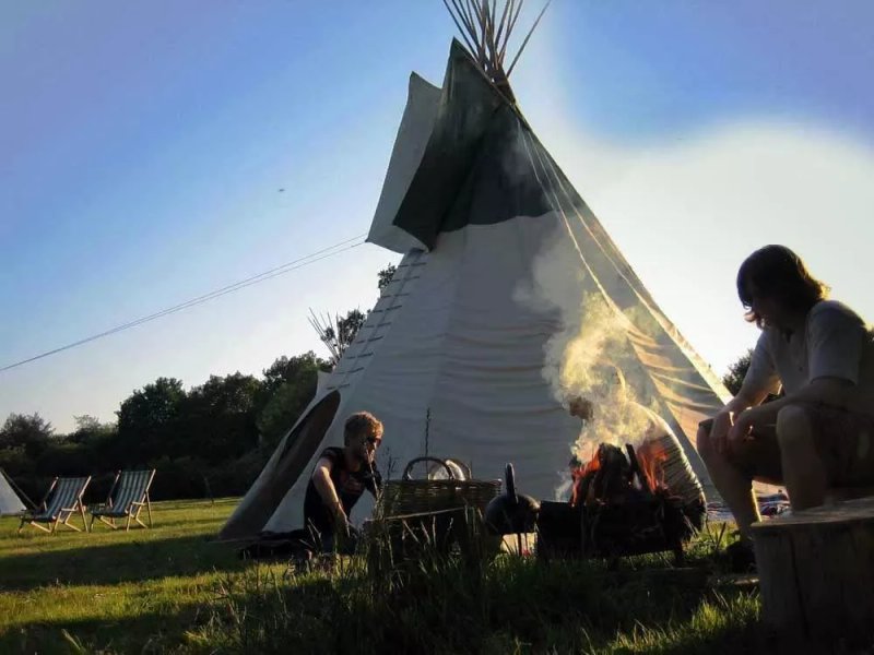 Sussex Tipi Holidays